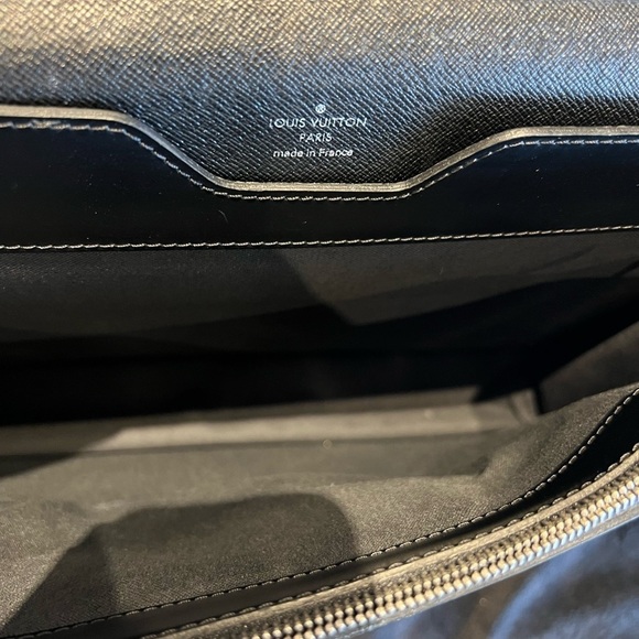 Authentic Louis Vuitton briefcase - Picture 3 of 5